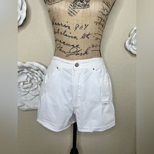 NTM: Entro Distressed Raw Hemline High Waisted White Shorts Size Large
